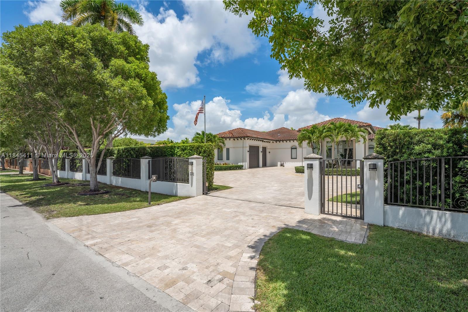 331 SW 124th Ave