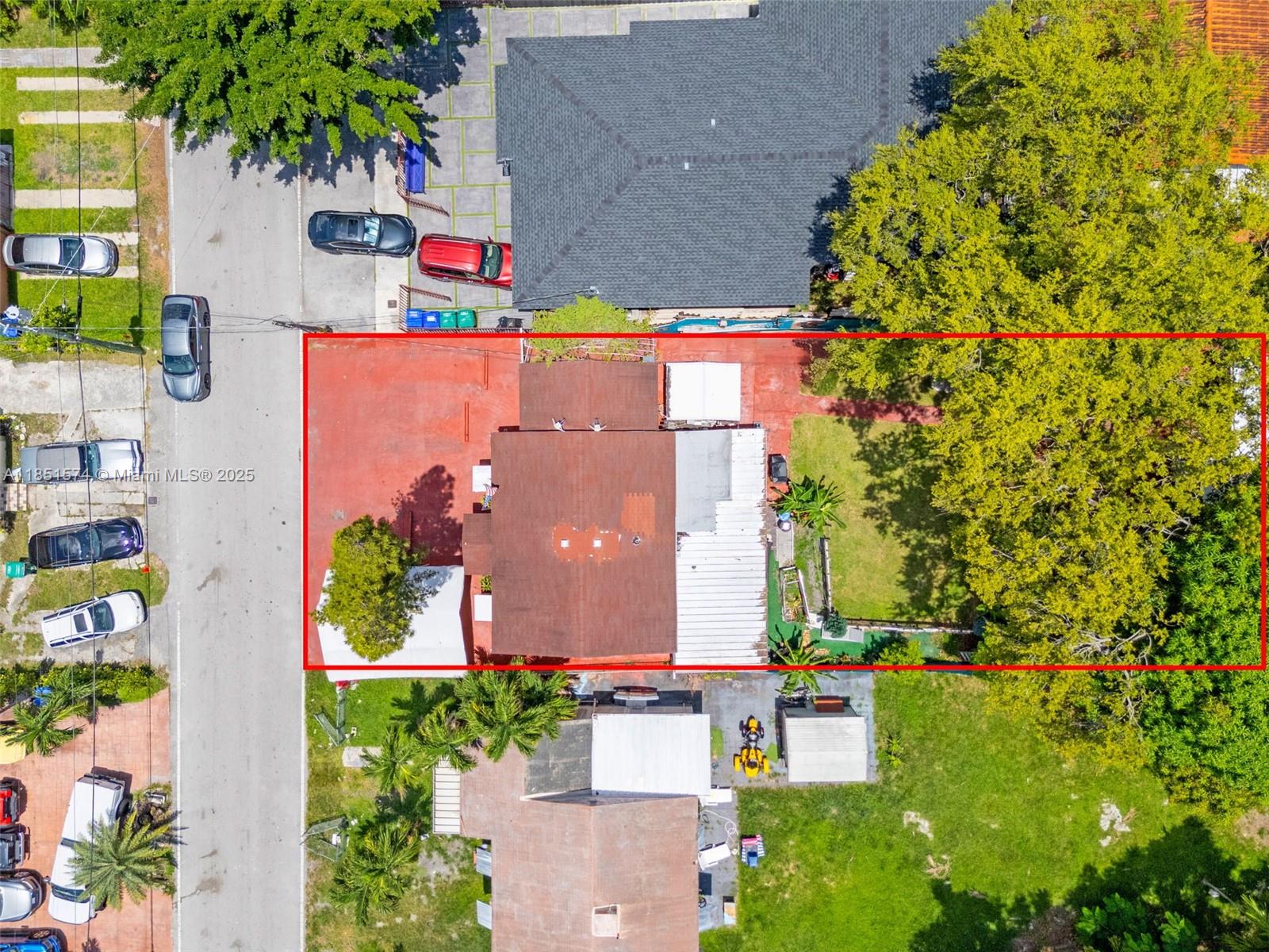 811 NW 24th Ct