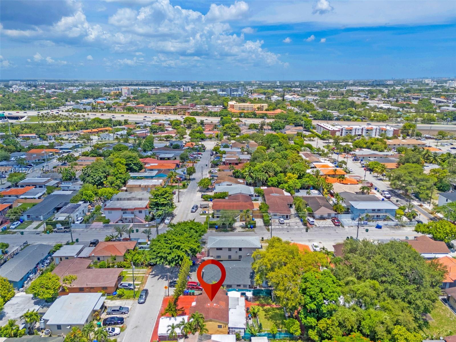 811 NW 24th Ct