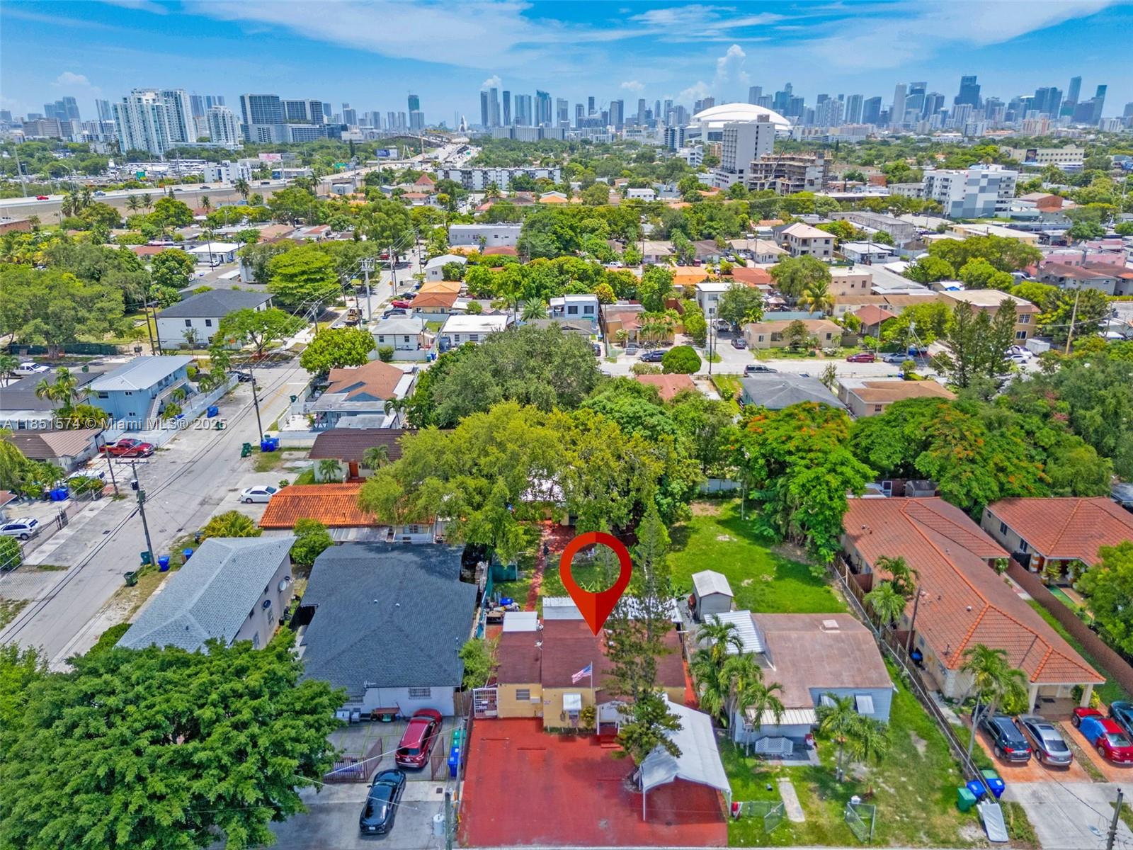 811 NW 24th Ct