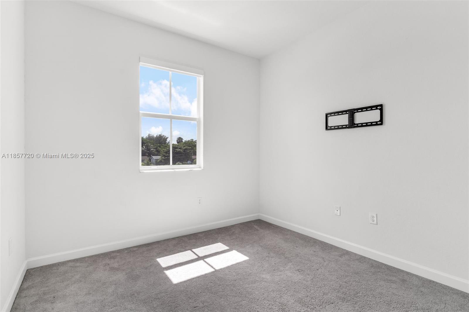 12373 NW 24th Pl
