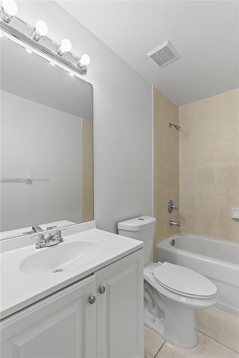 7230 NW 114th Ave # 202