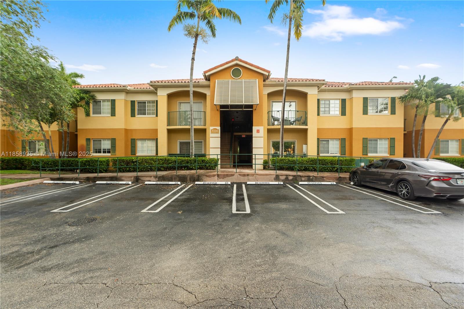 7230 NW 114th Ave # 202