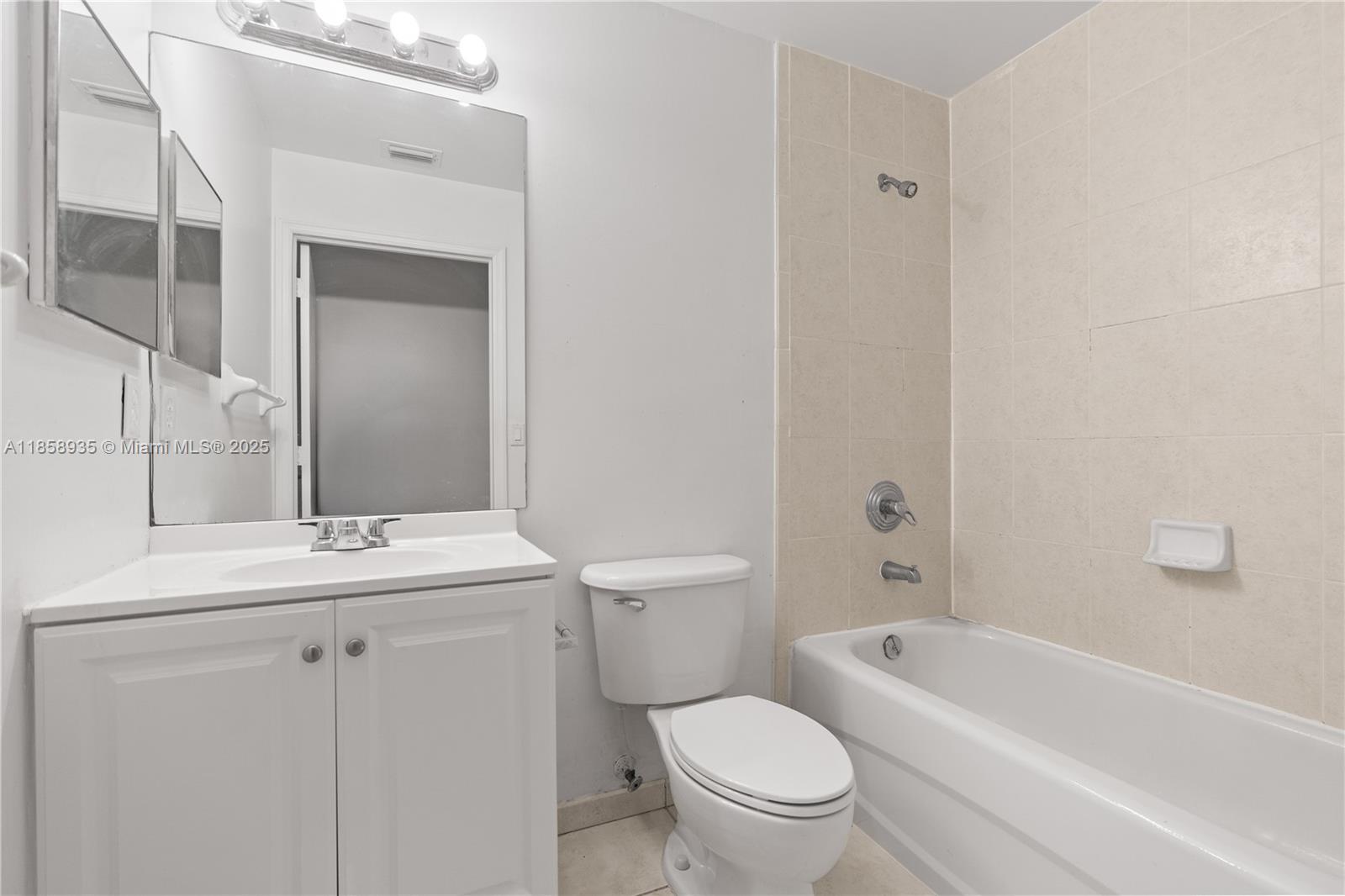 7230 NW 114th Ave # 202