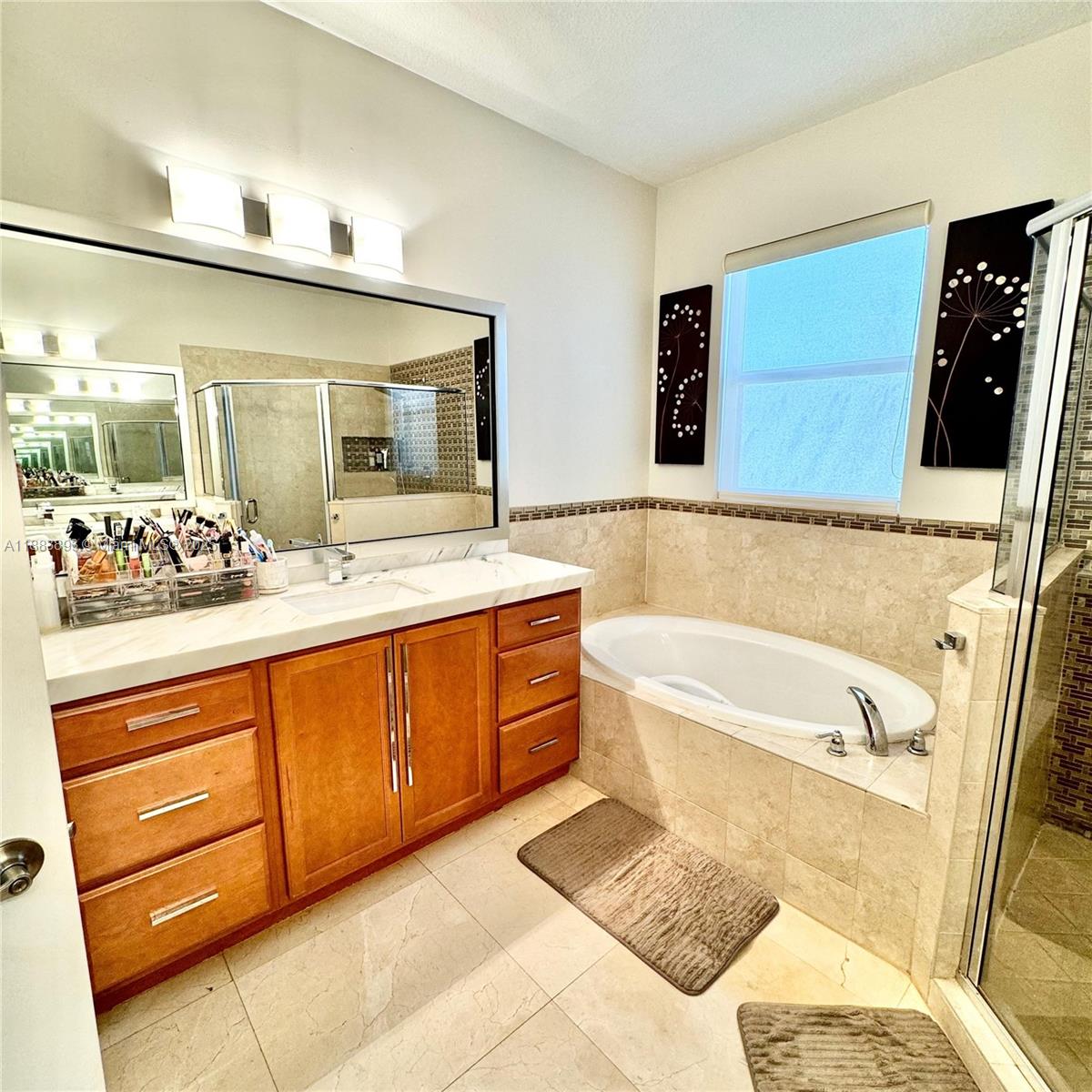 11229 NW 44th Ter