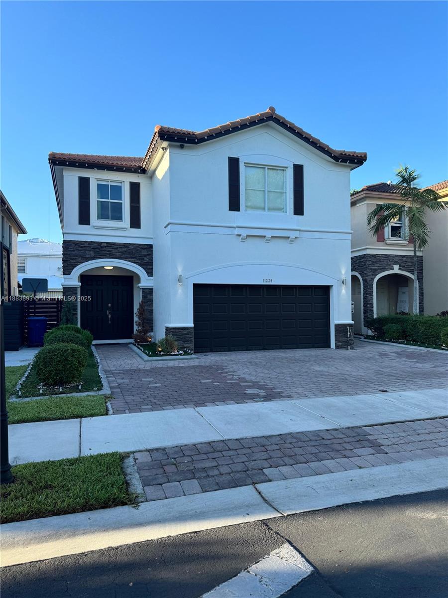 11229 NW 44th Ter