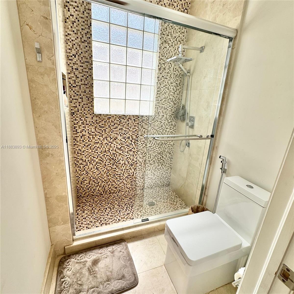11229 NW 44th Ter