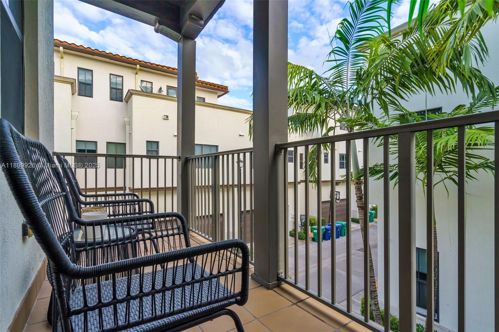 8449 NW 51st Ter, Doral