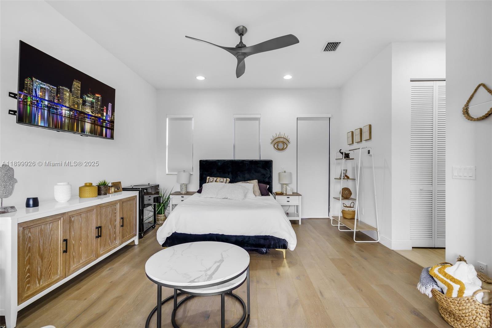 8449 NW 51st Ter, Doral