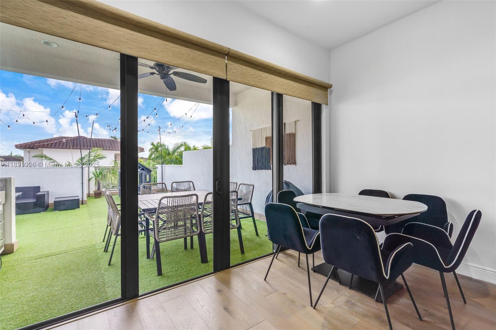 8449 NW 51st Ter, Doral