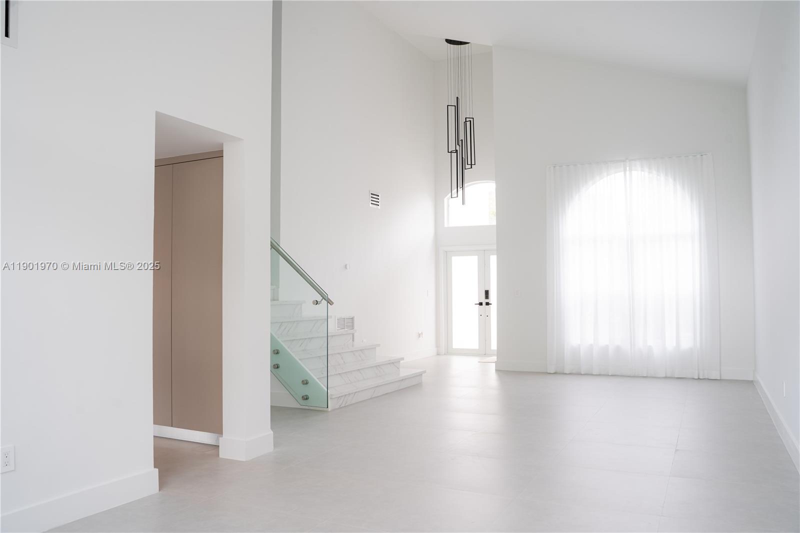 10996 NW 58th Ter, Doral