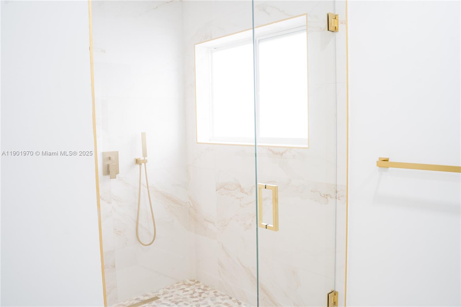 10996 NW 58th Ter, Doral