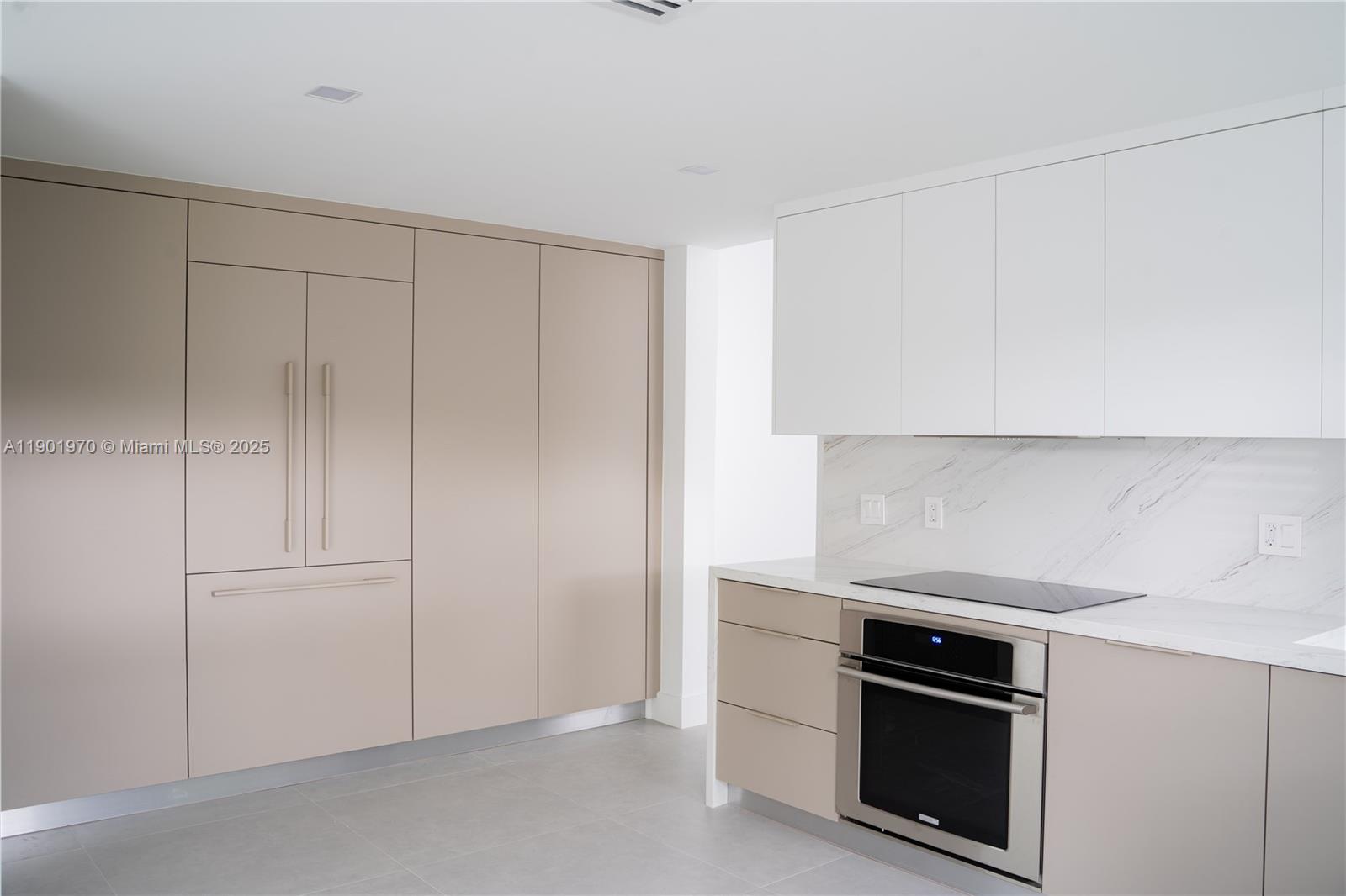 10996 NW 58th Ter, Doral