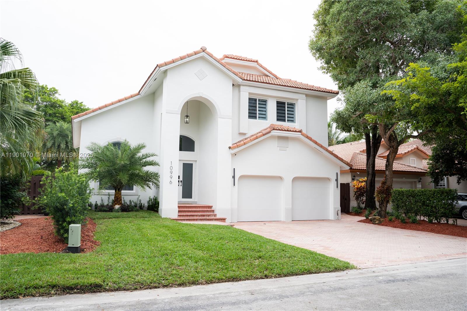 10996 NW 58th Ter, Doral