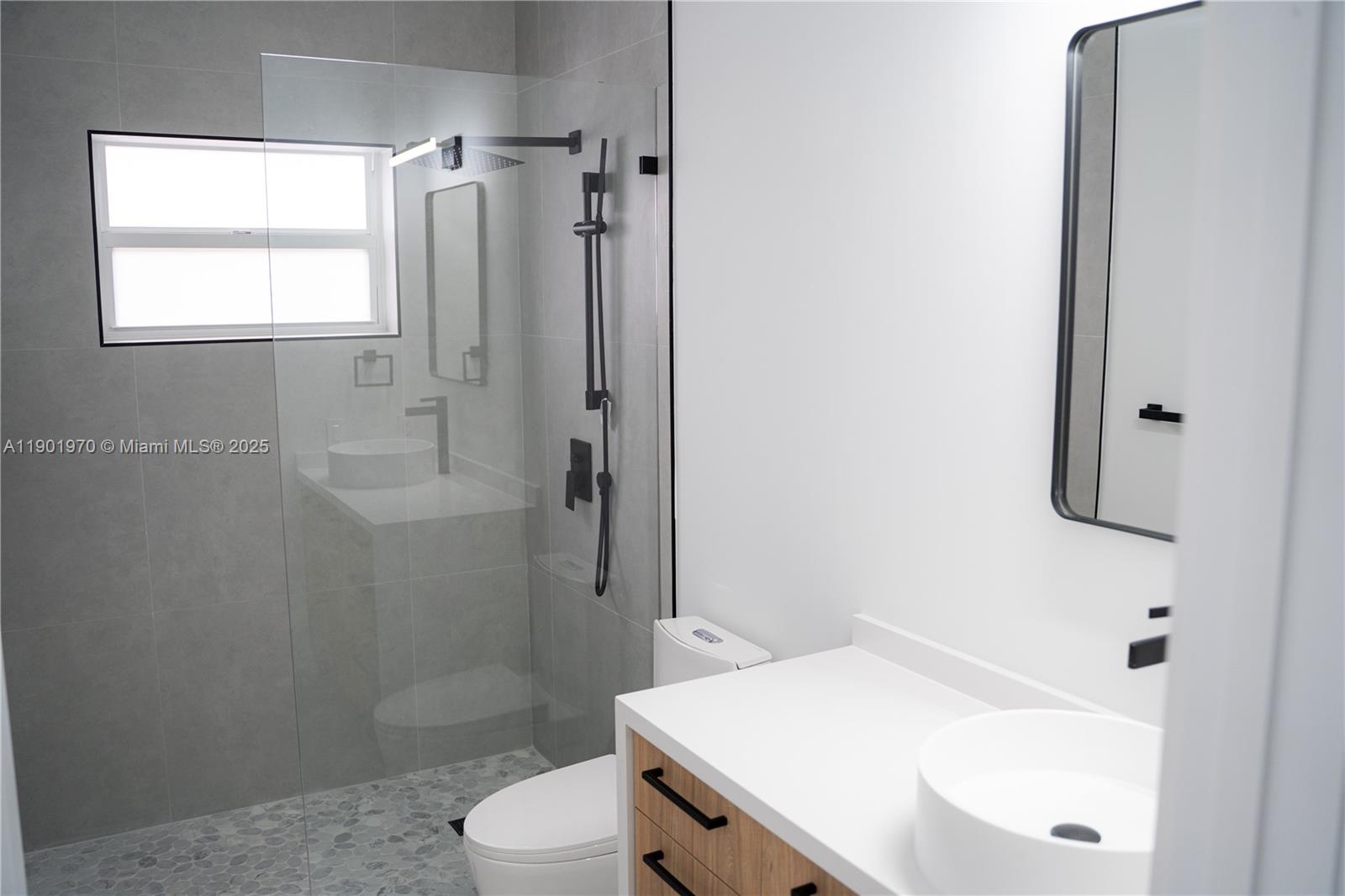 10996 NW 58th Ter, Doral