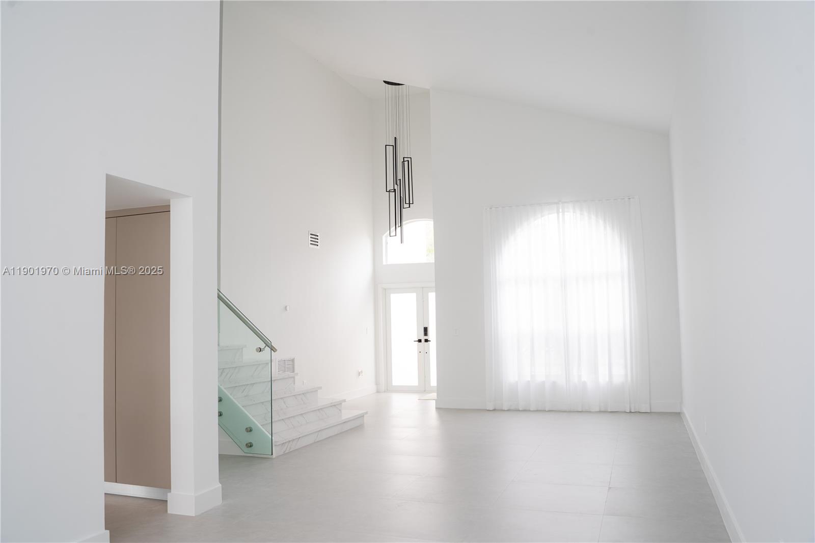 10996 NW 58th Ter, Doral