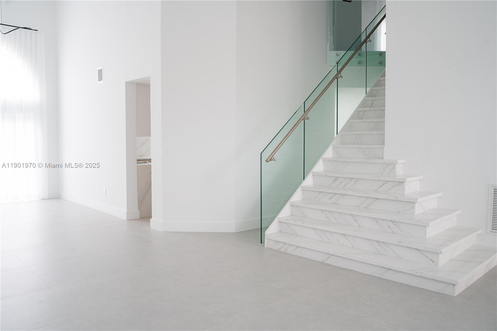 10996 NW 58th Ter, Doral