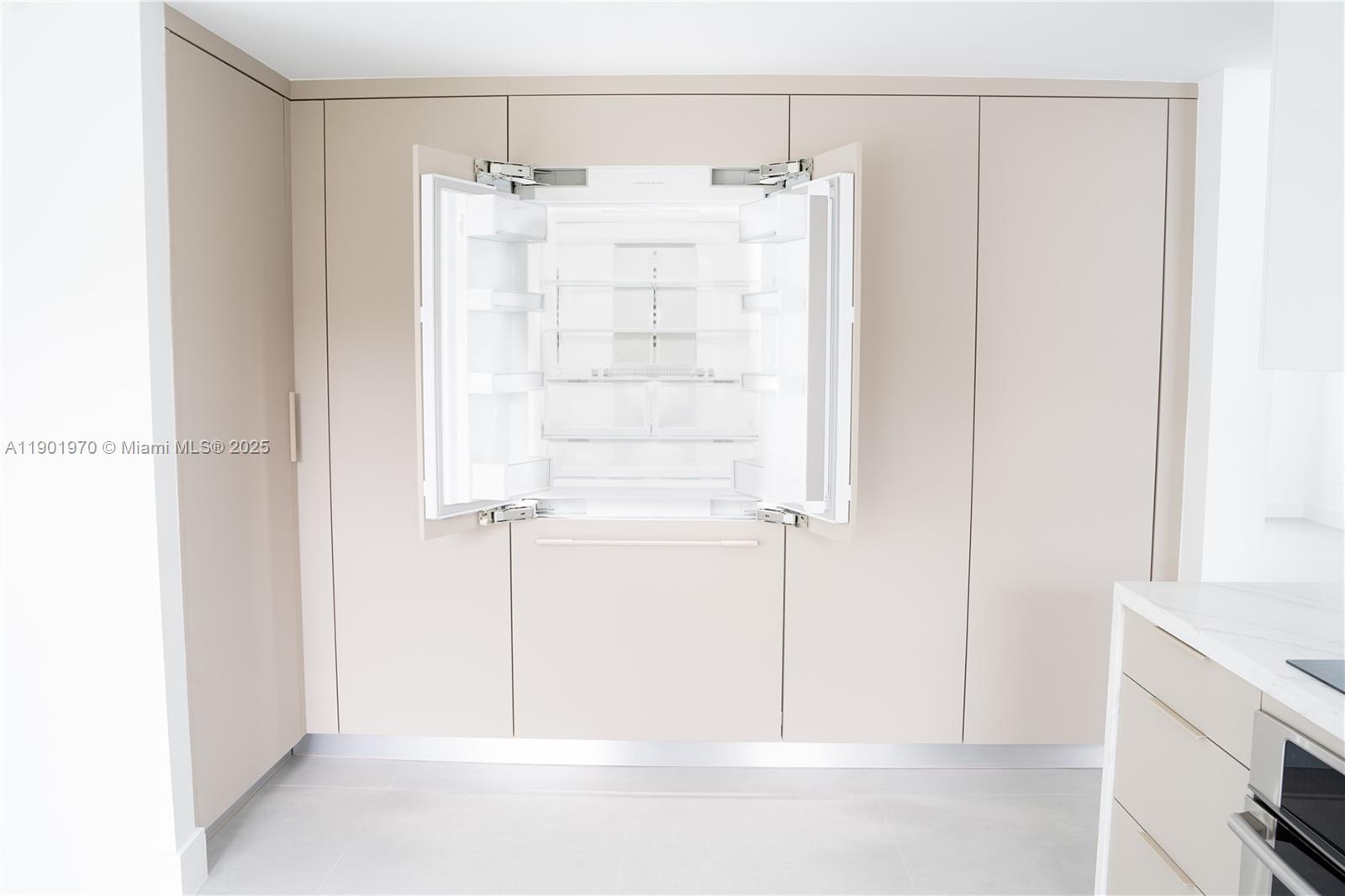 10996 NW 58th Ter, Doral