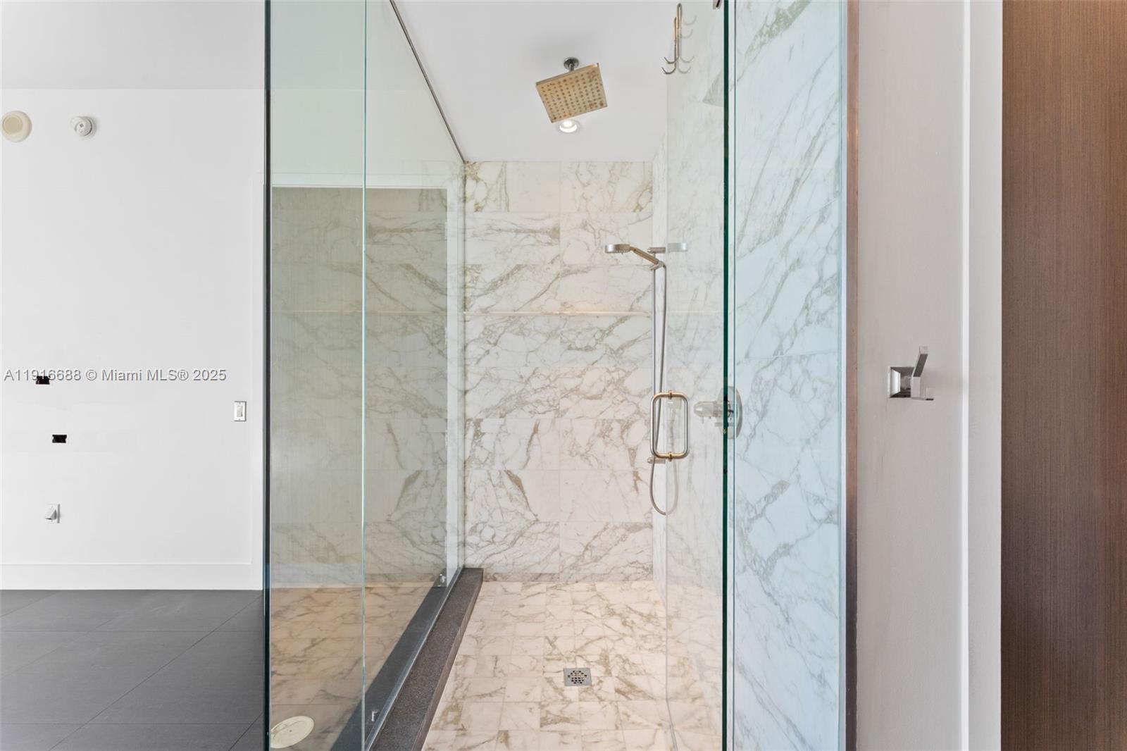 1100 Biscayne Blvd # 4502