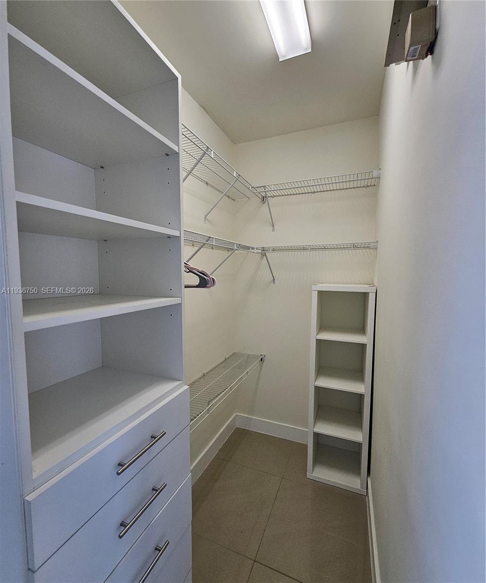 6410 NW 105th Pl Unit: Studio