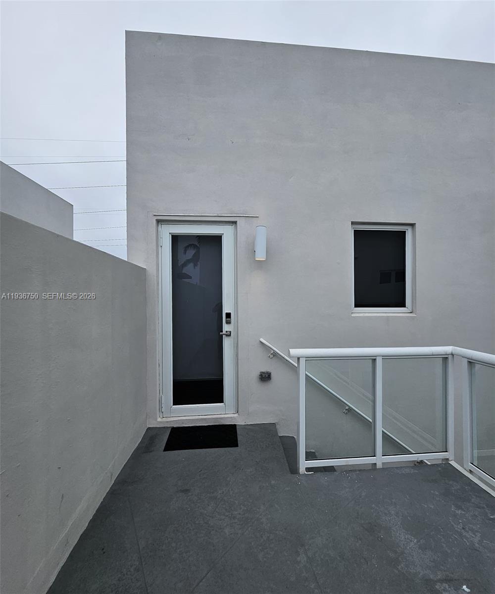 6410 NW 105th Pl Unit: Studio