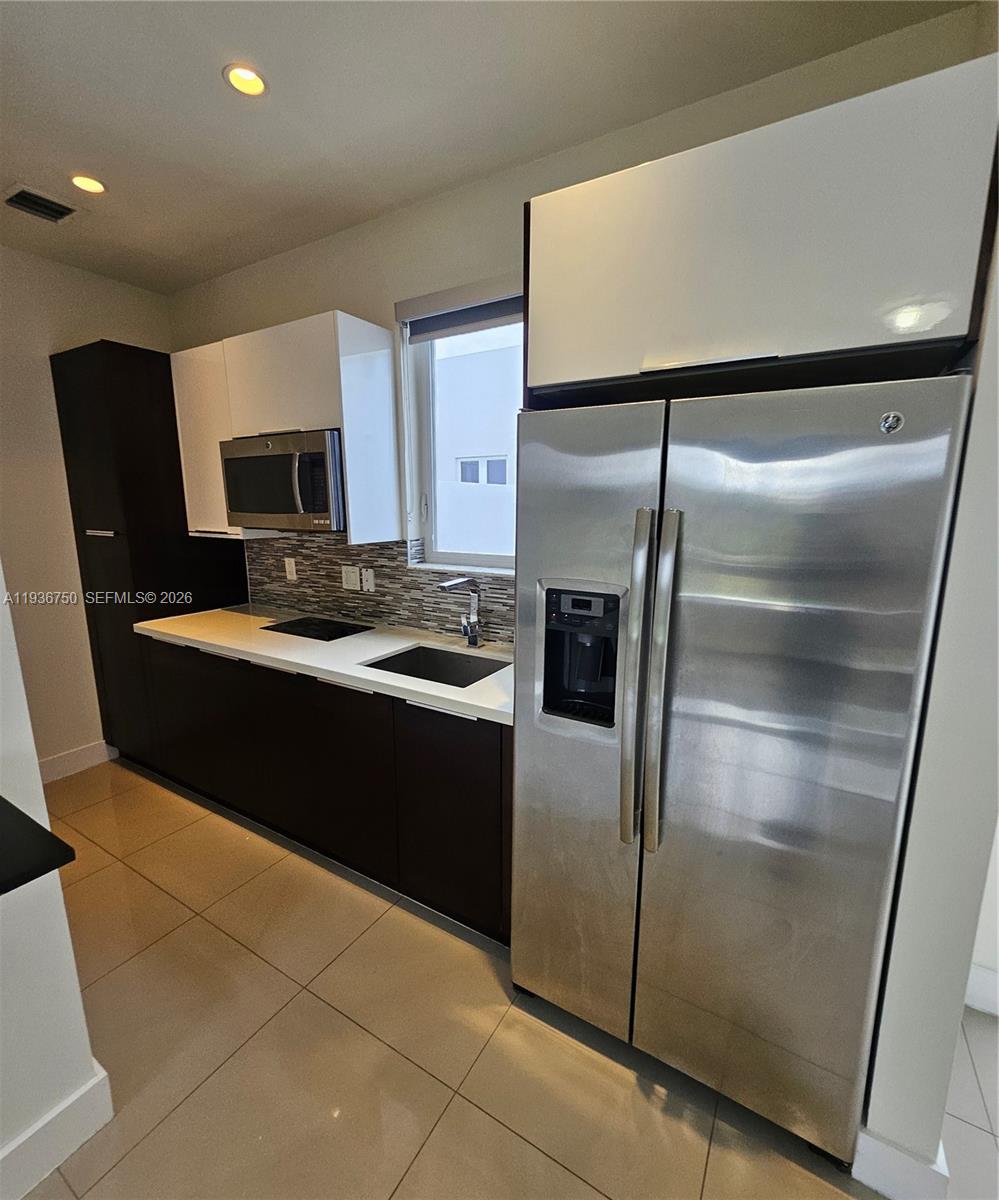 6410 NW 105th Pl Unit: Studio