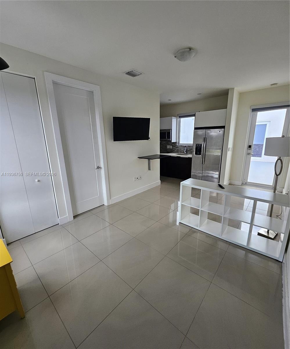 6410 NW 105th Pl Unit: Studio