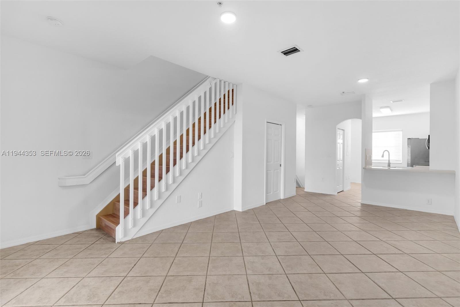 5670 NW 116th Ave # 219