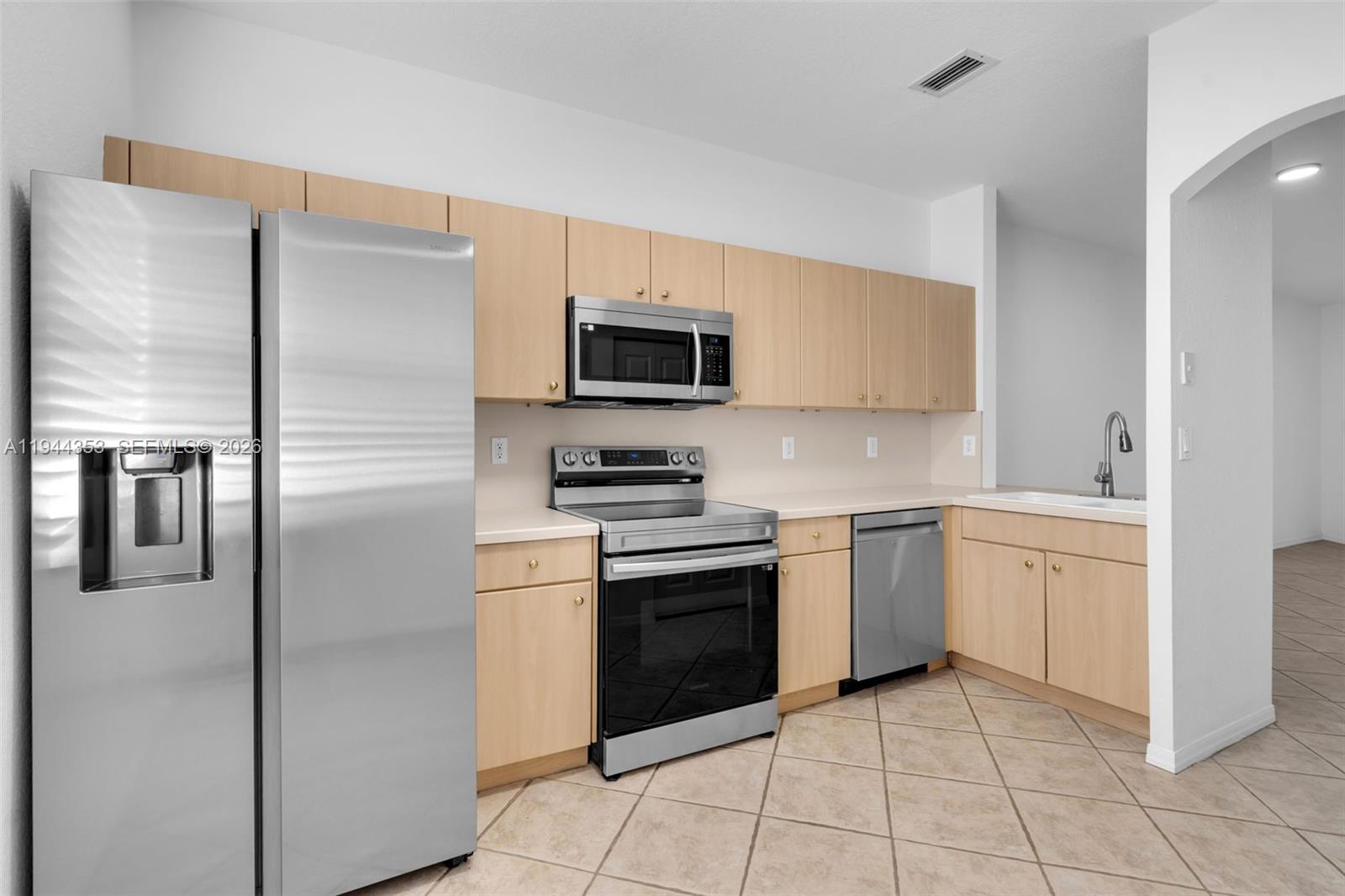5670 NW 116th Ave # 219