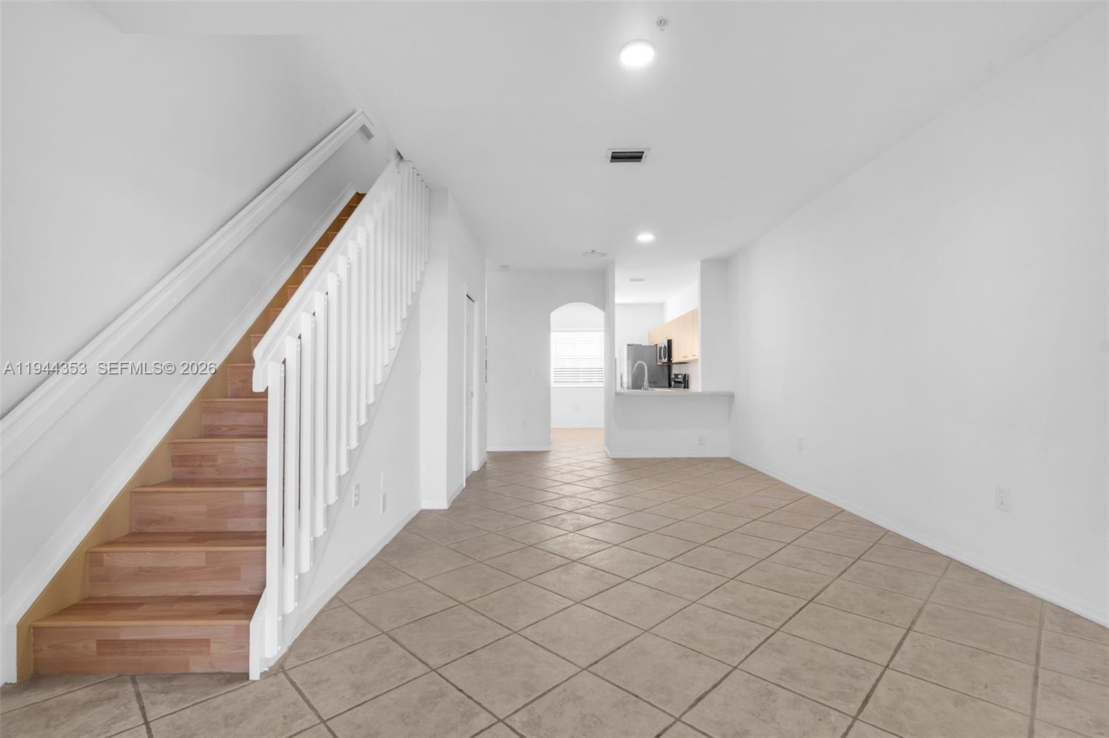 5670 NW 116th Ave # 219