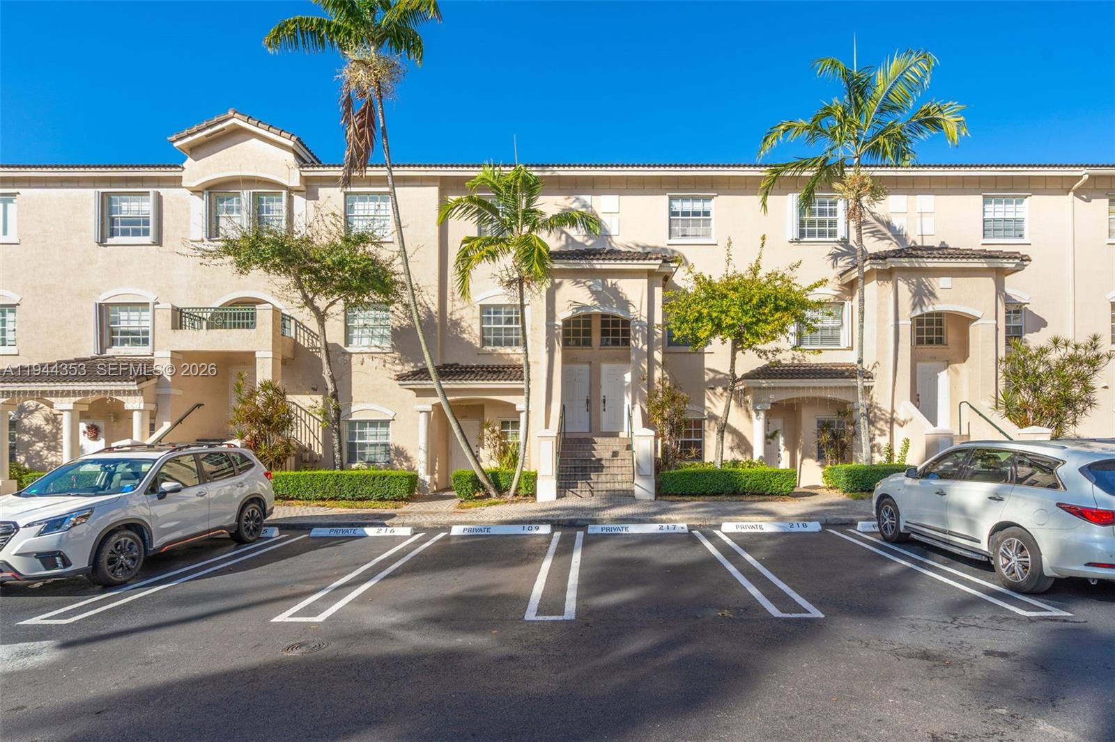 5670 NW 116th Ave # 219