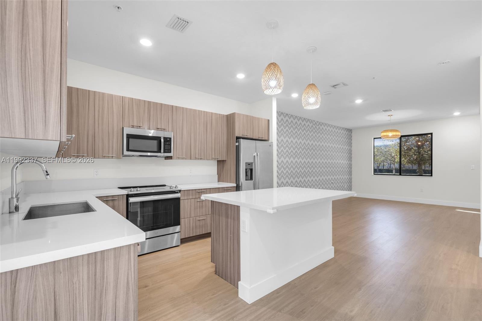 8363 NW 41st St # 109 Unit: A-109