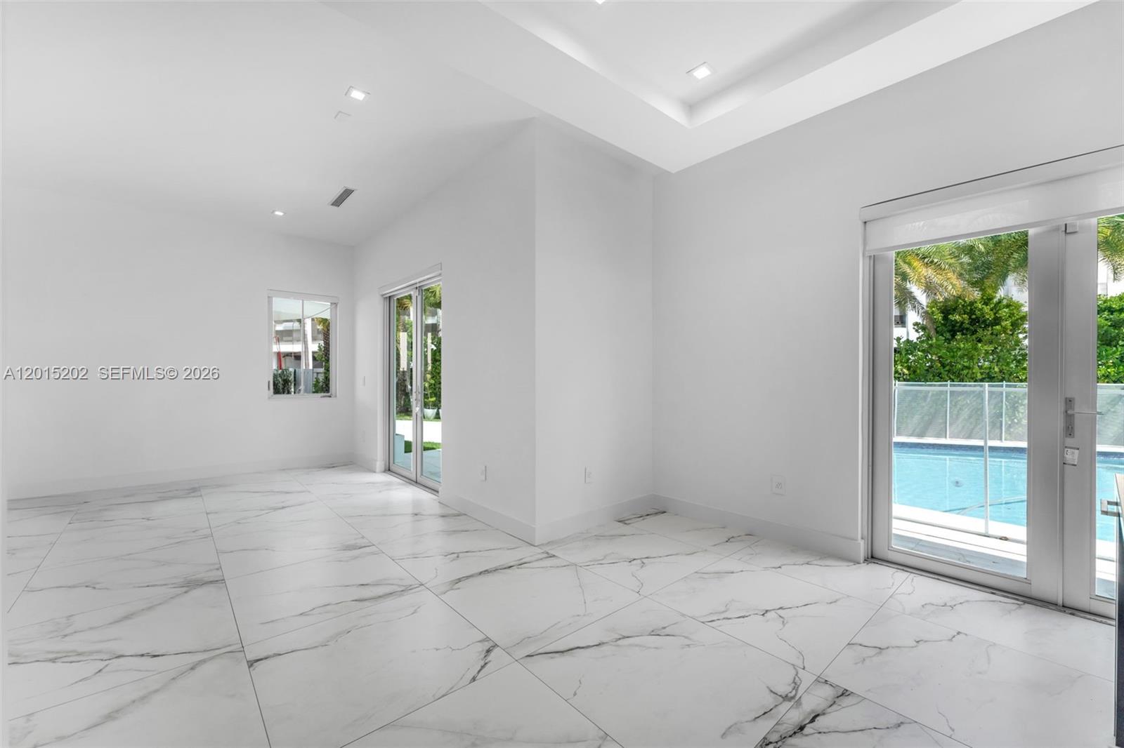 8221 NW 34th Dr