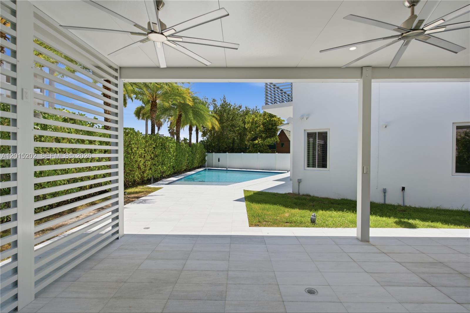 8221 NW 34th Dr