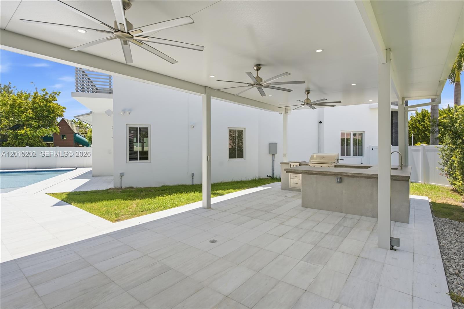 8221 NW 34th Dr