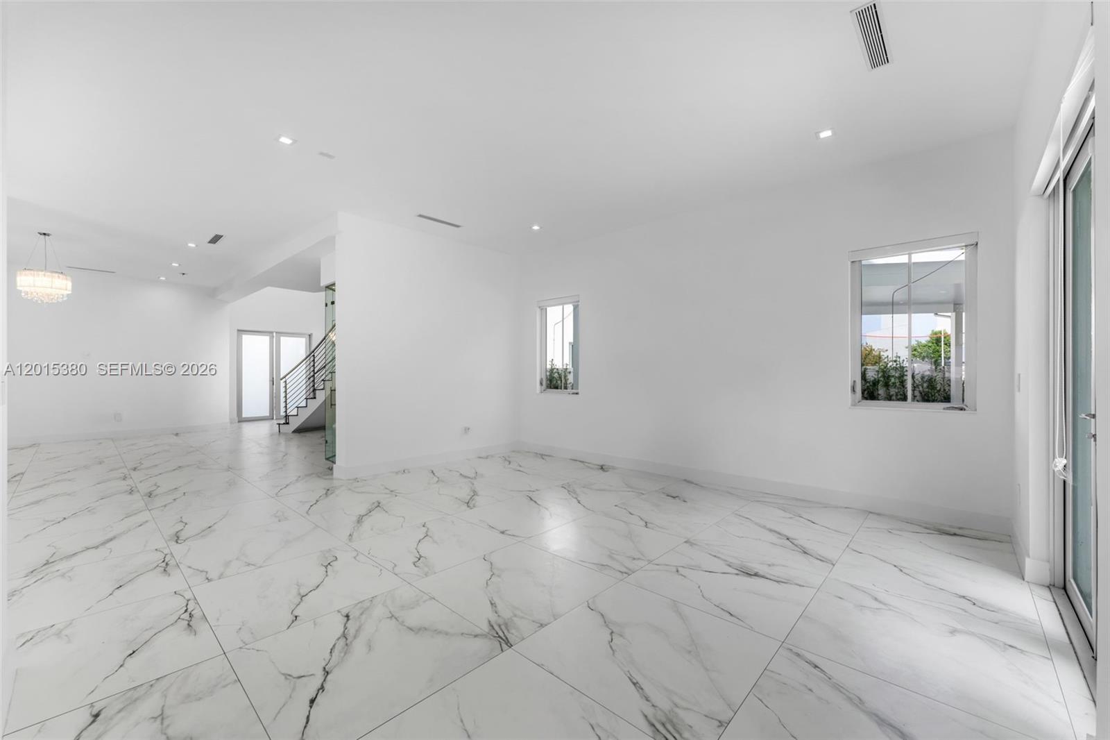 8221 NW 34th Dr