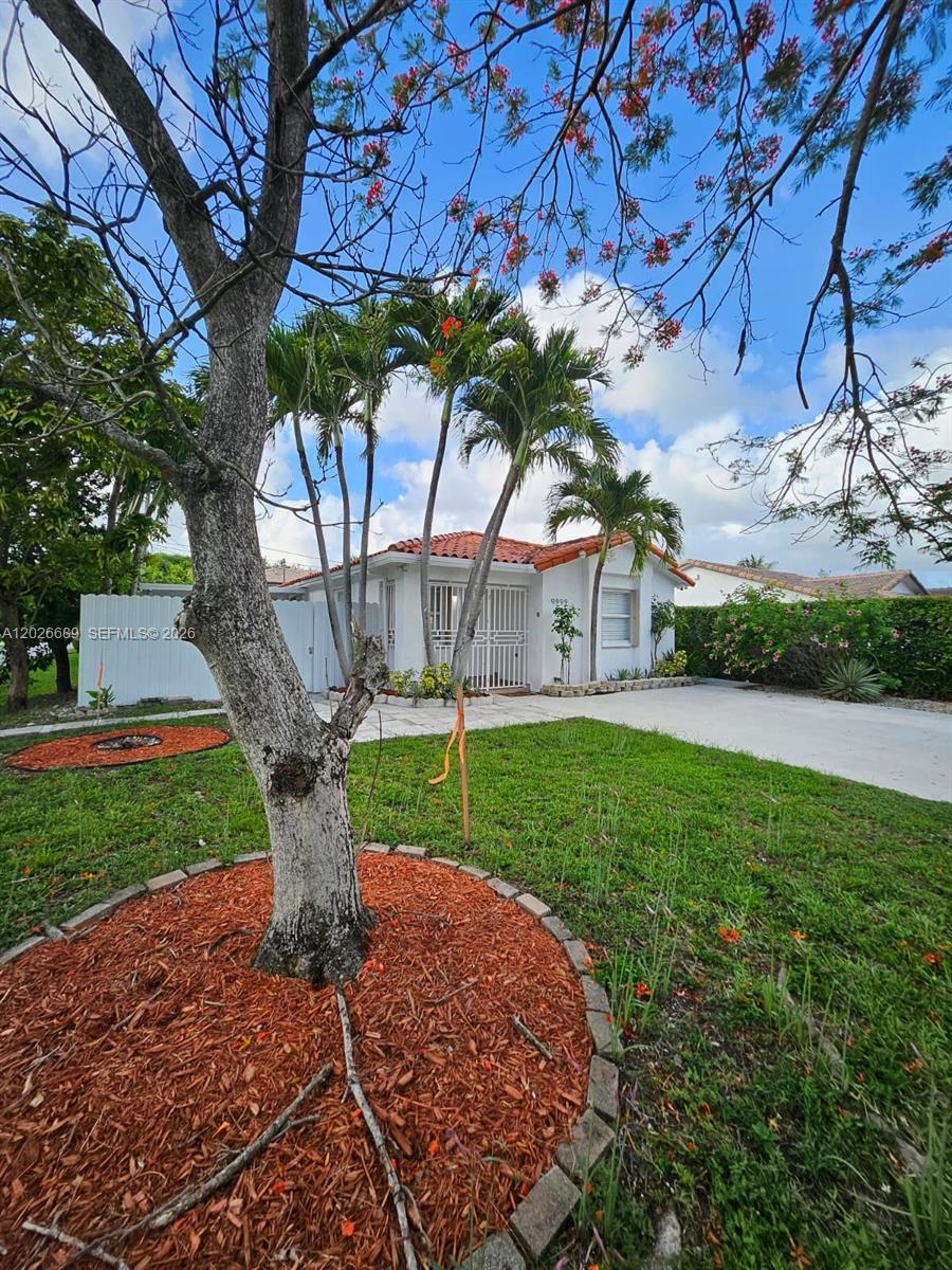 9999 NW 25th Ter