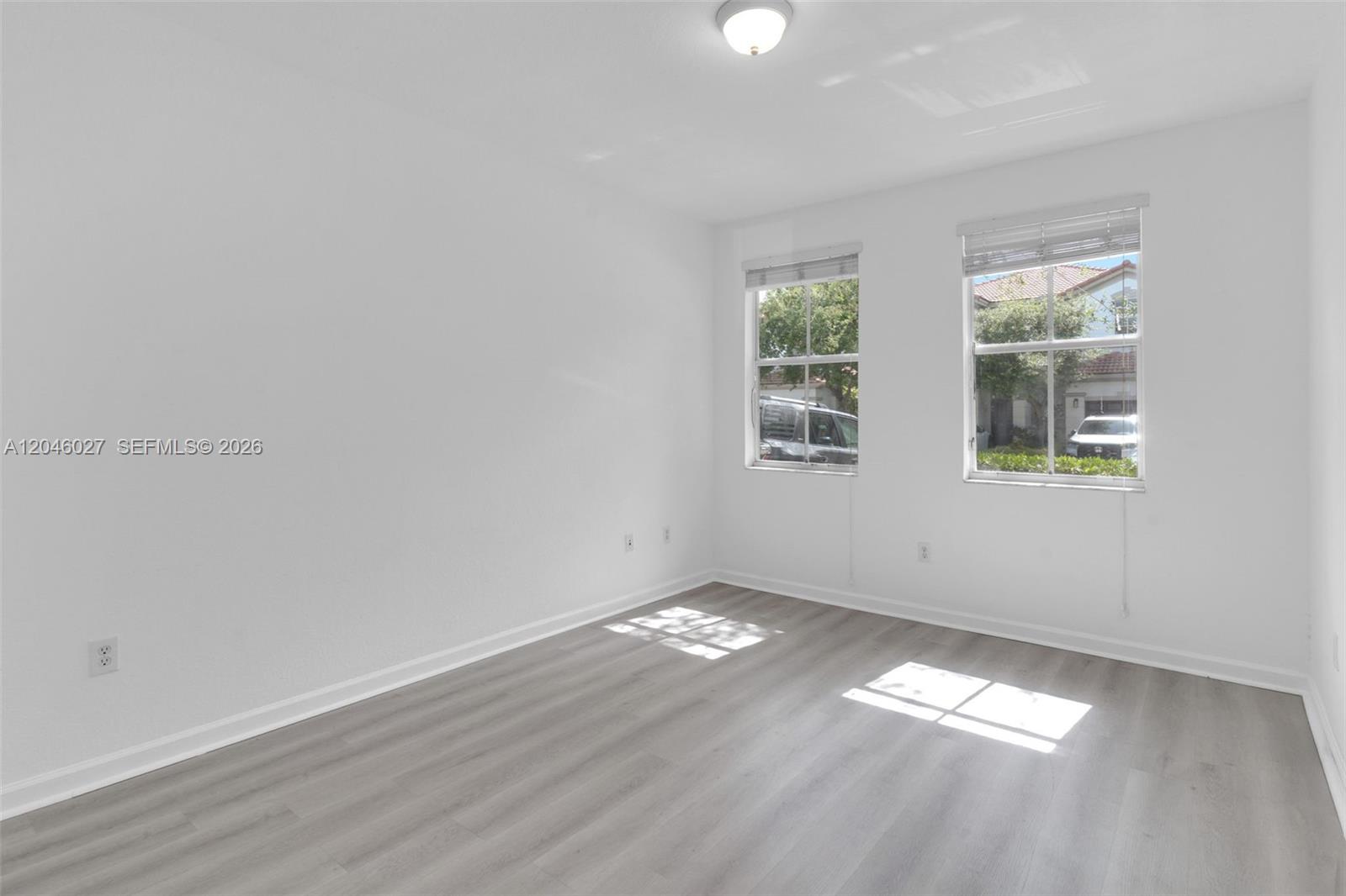 8165 NW 108th Ave # 8165