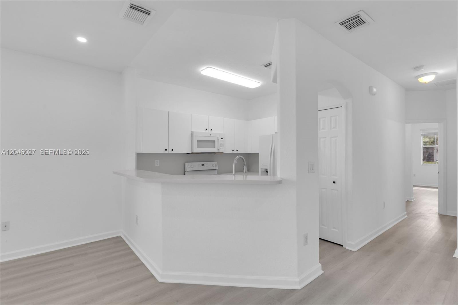 8165 NW 108th Ave # 8165