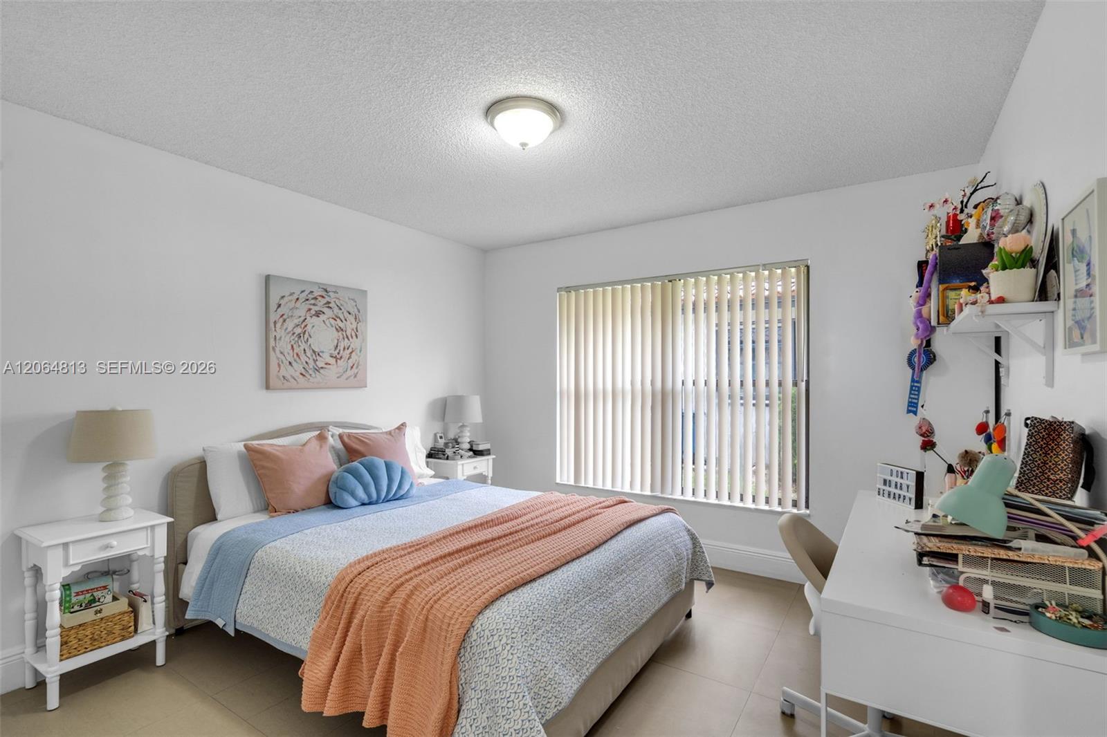 1051 Deerpath Ct