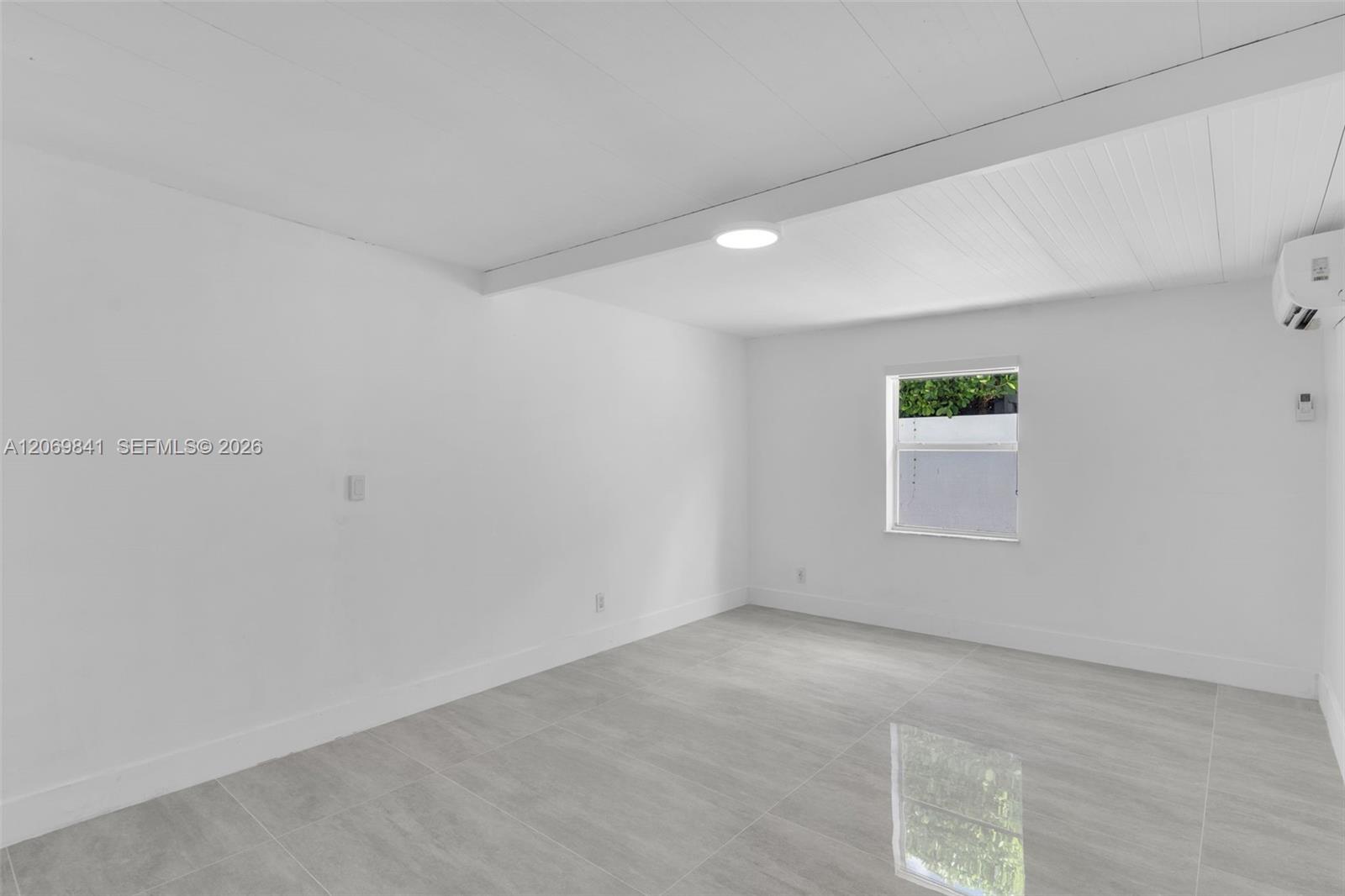 9999 NW 25th Ter
