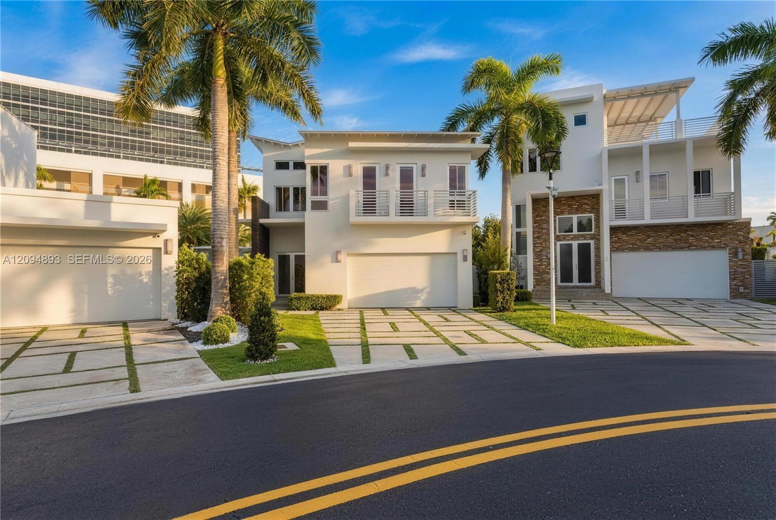 8221 NW 34th Dr