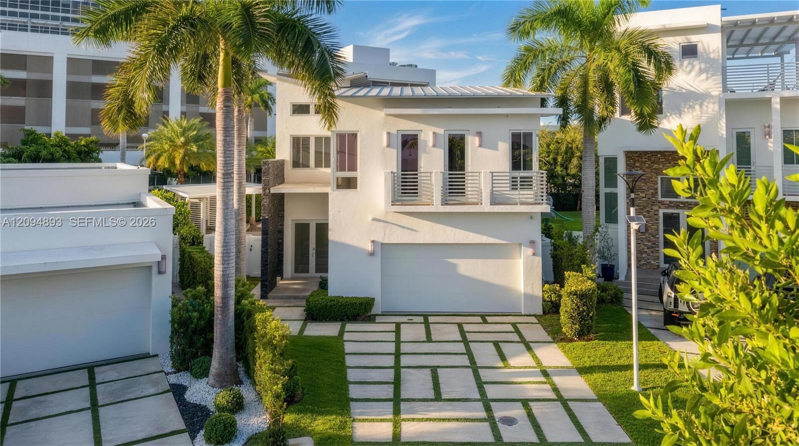 8221 NW 34th Dr