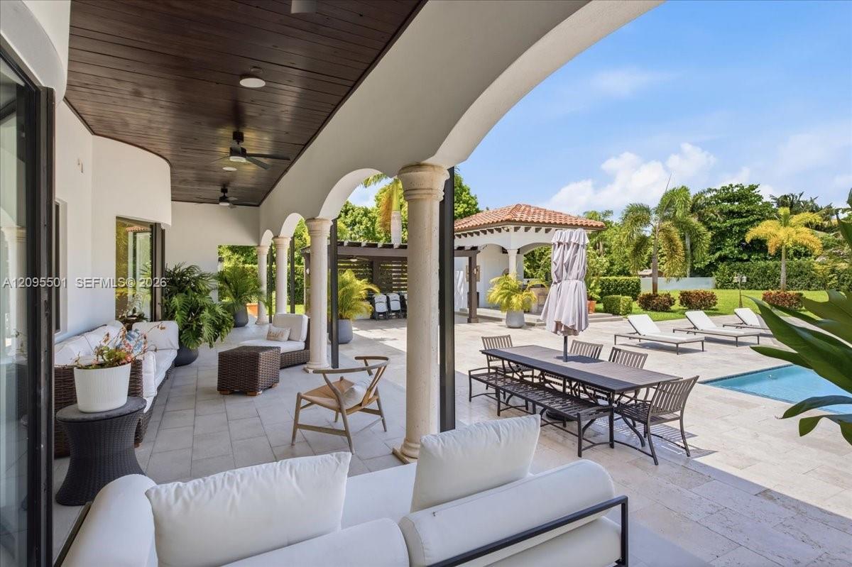 331 SW 124th Ave