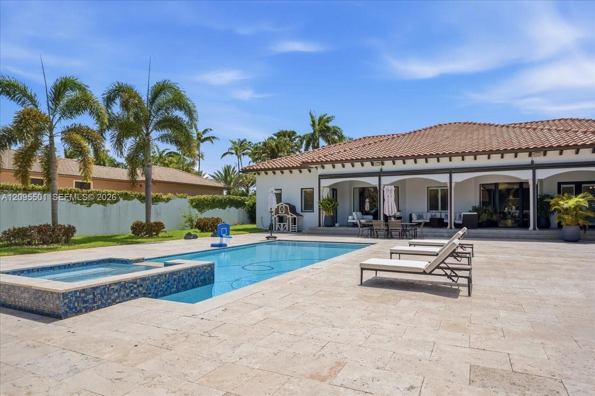 331 SW 124th Ave