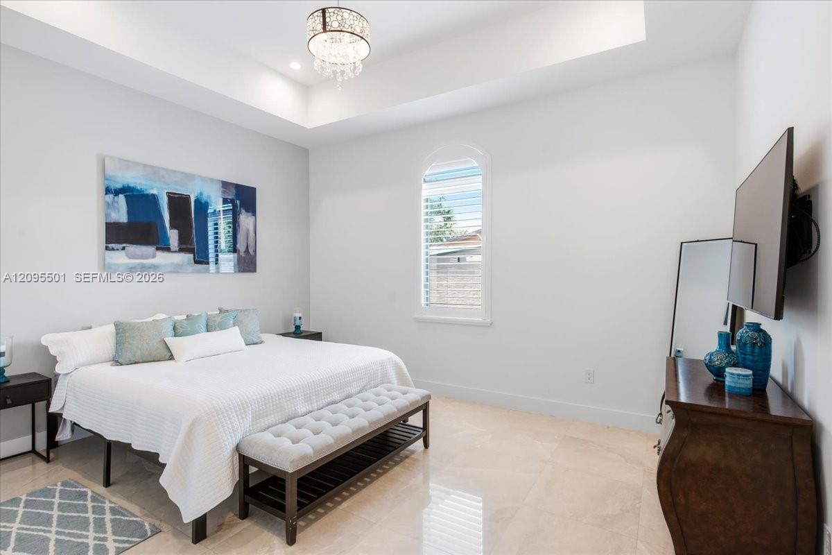 331 SW 124th Ave