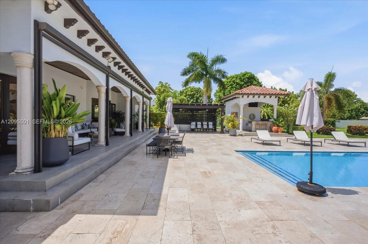 331 SW 124th Ave
