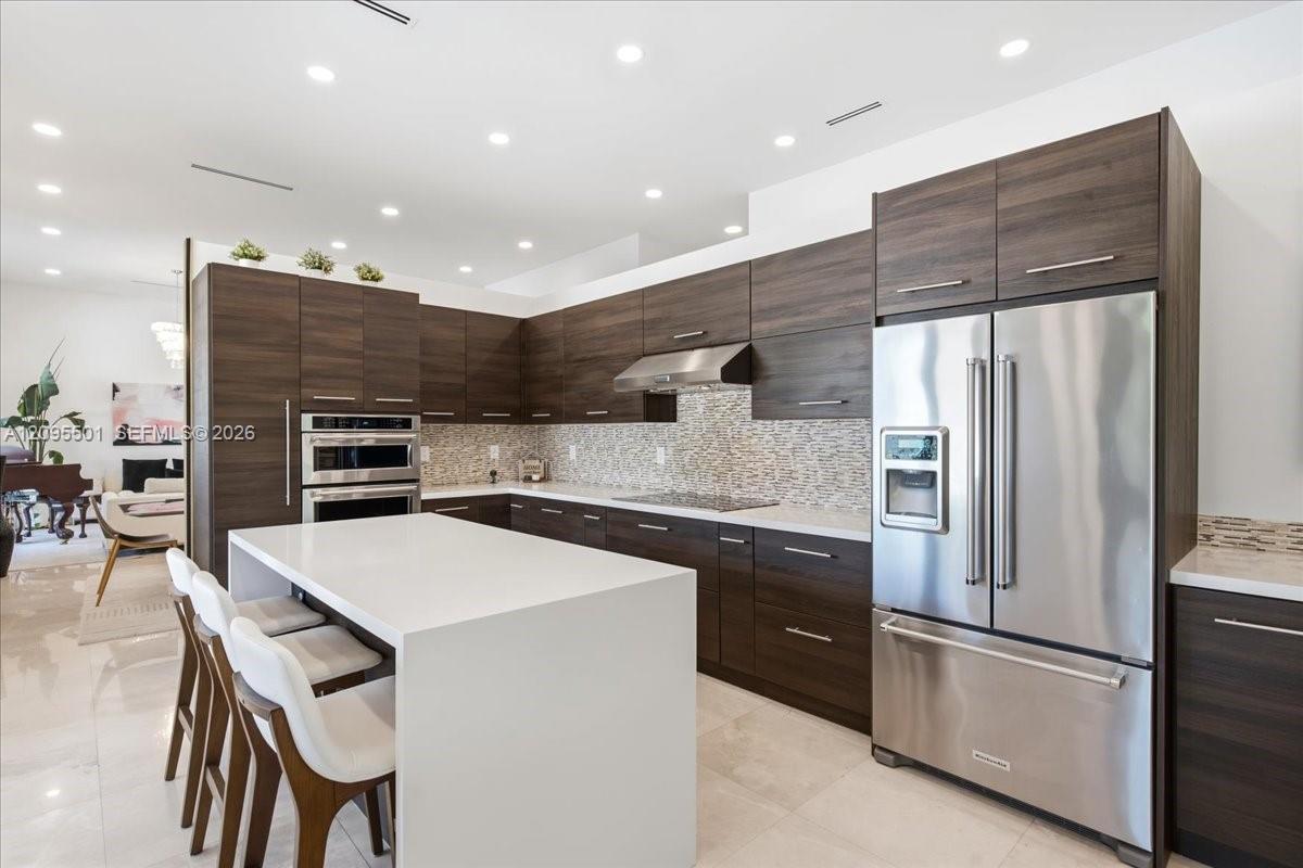 331 SW 124th Ave