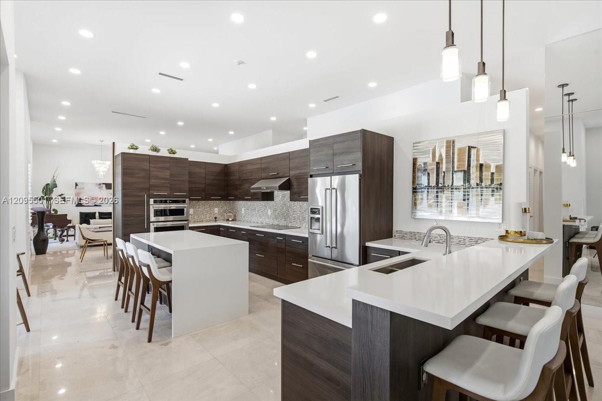 331 SW 124th Ave