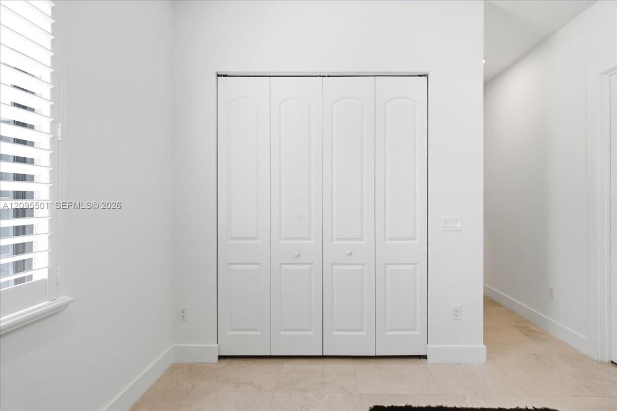 331 SW 124th Ave
